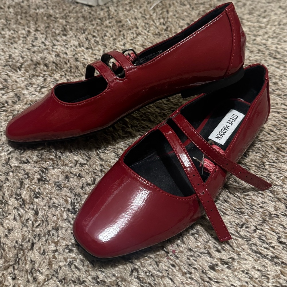 Steve Madden flats